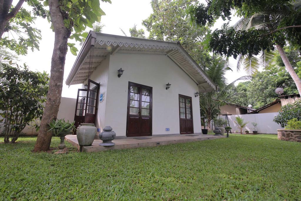 Villa Lotus Hikkaduwa Exterior foto