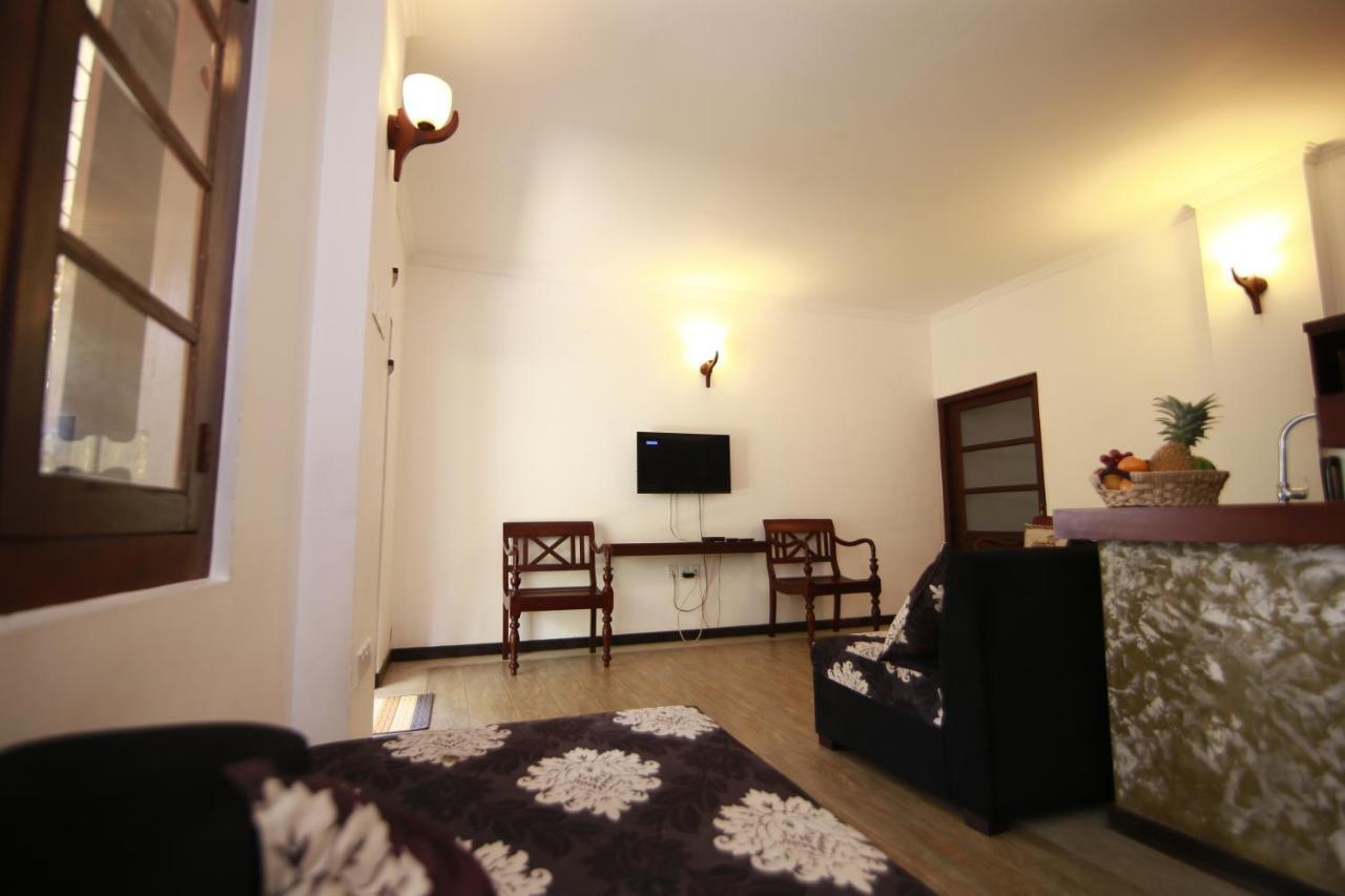 Villa Lotus Hikkaduwa Exterior foto