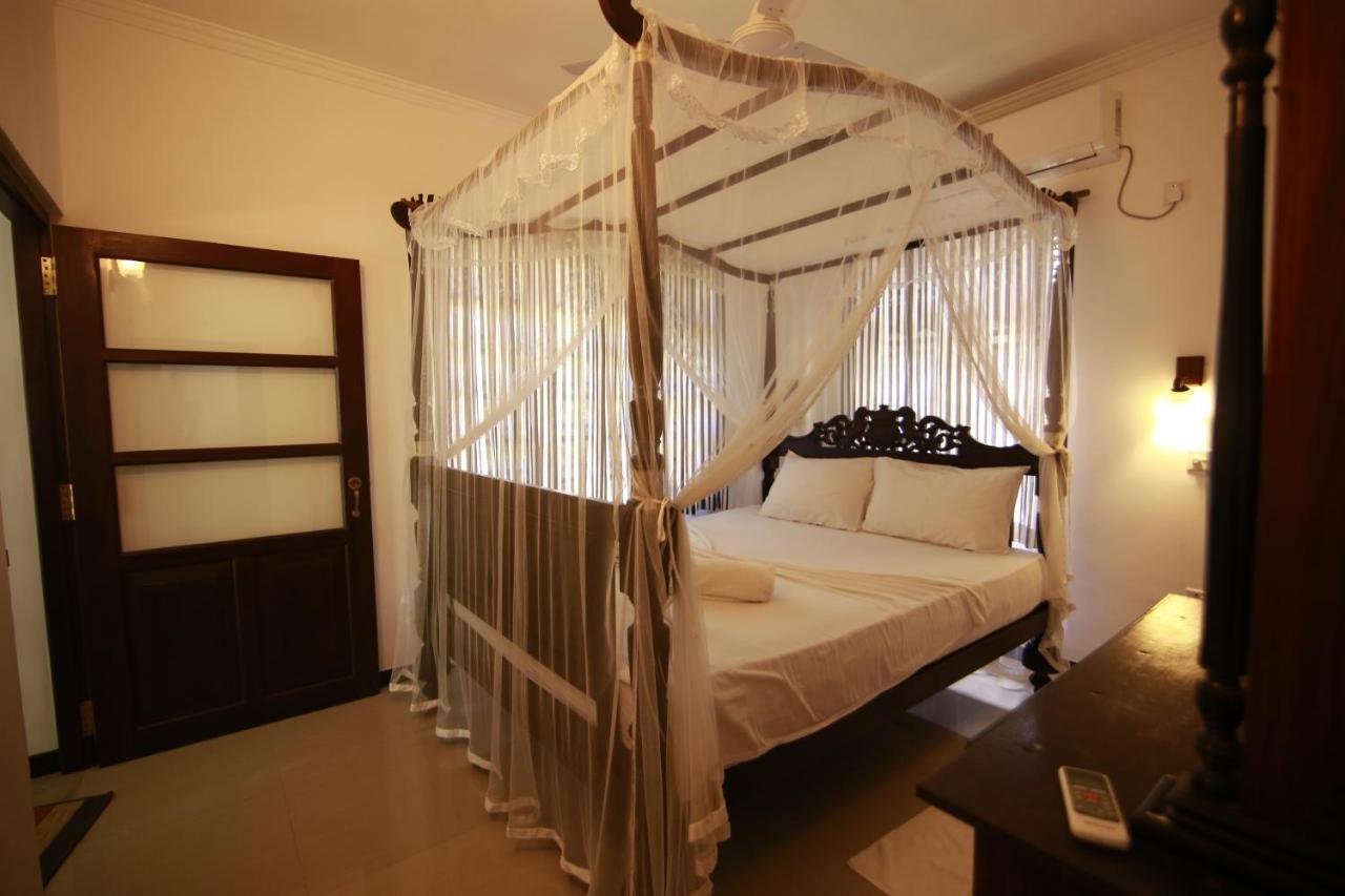 Villa Lotus Hikkaduwa Exterior foto