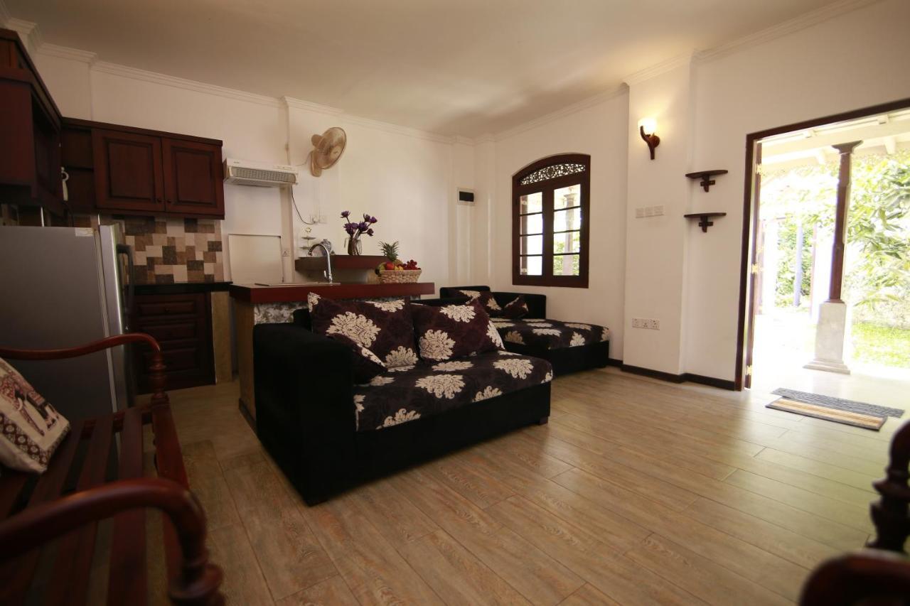 Villa Lotus Hikkaduwa Exterior foto